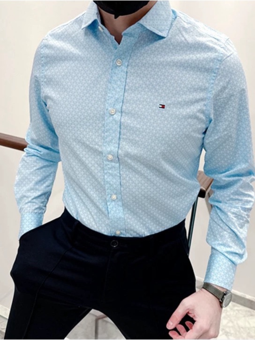 NEW Tommy Hilfiger baby blue long-sleeve button-down shirt M